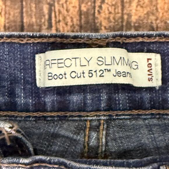 Levi's Women's 512 Bootcut Jeans Size 12 Blue Medium Wash Classic Fit - Picture 2 of 4